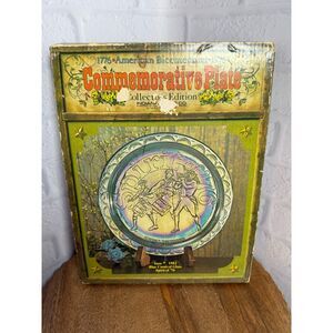 Blue Carnival Glass 8" Spirit of '76 Commemorative Plate Indiana Glass NIB